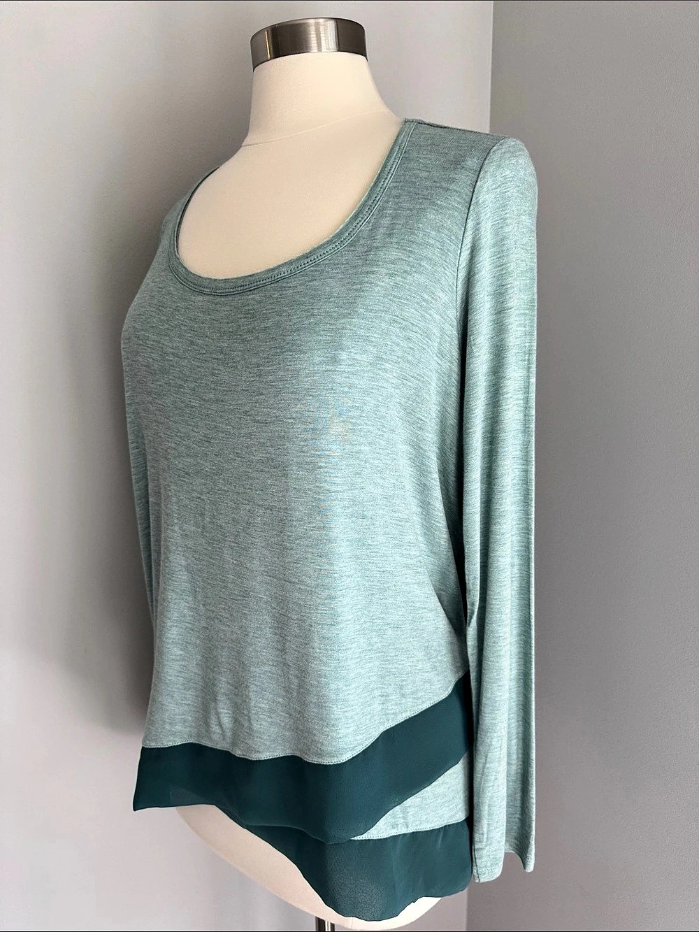 Anthropologie NWT Bordeaux Long Sleeve Criss Cross Hem Top Teal Medium